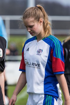 Bild 220 - wBJ SV Henstedt Ulzburg - TSV Sch�nberg : Ergebnis: 5:2